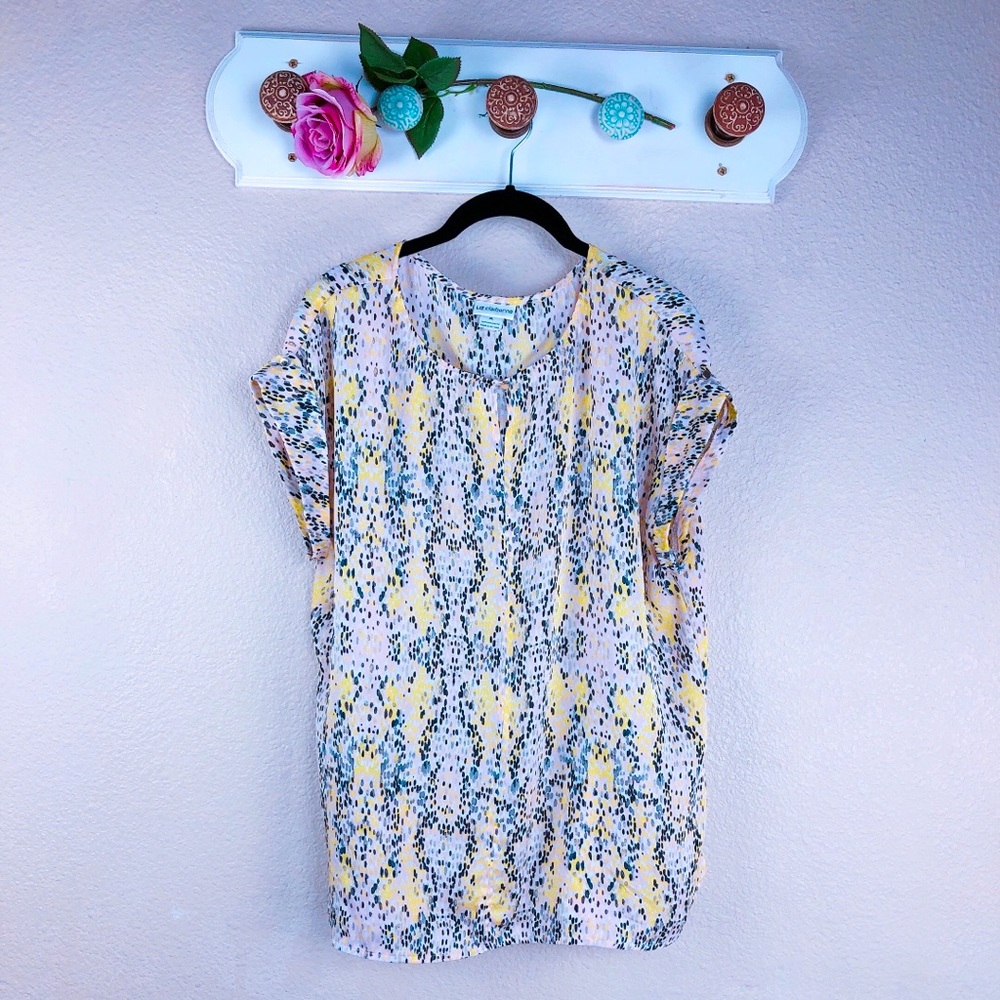 LizClaiborne | Sheer Sleeveless Blouse 🤍